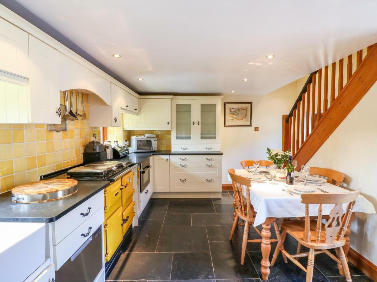 Great Bradley Cottage ไมน์เฮด ภายนอก รูปภาพ